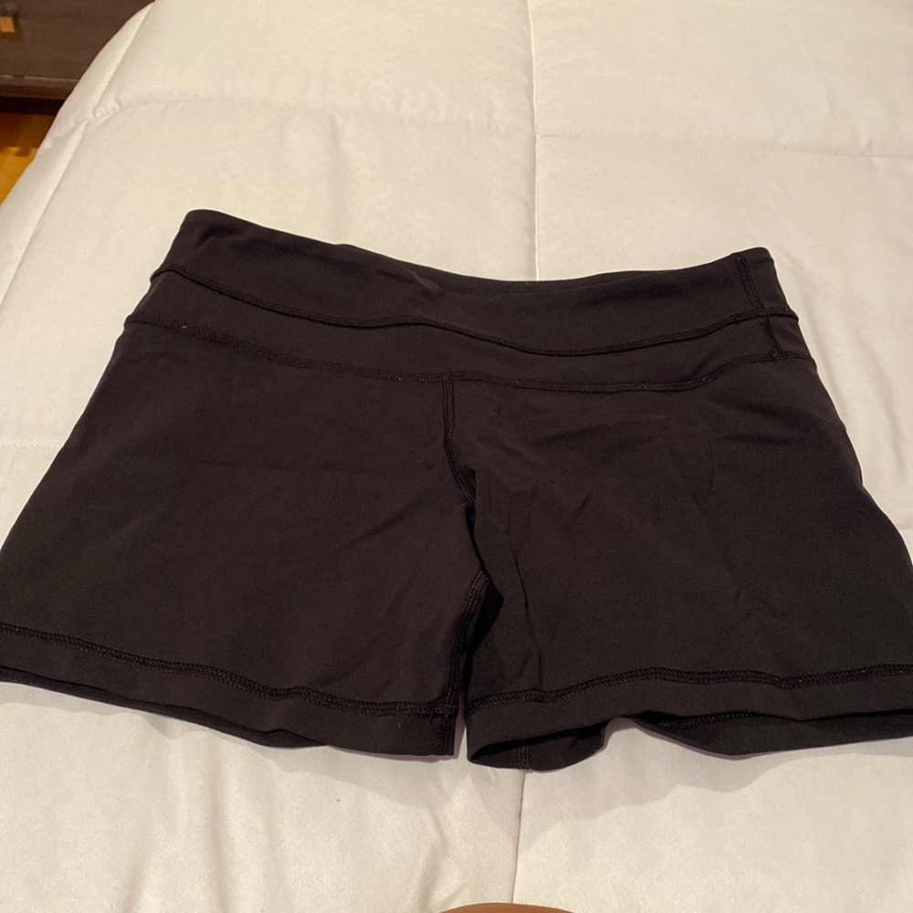 Black lululemon booty shorts